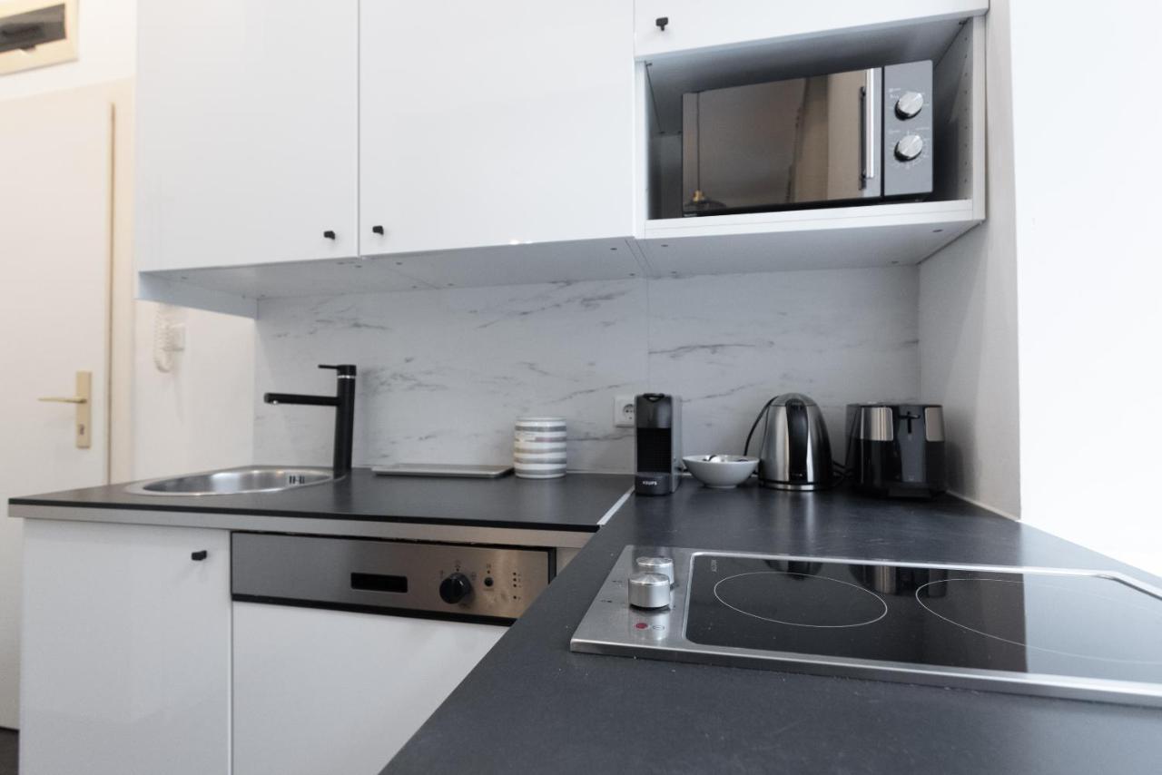 Apartment With Balcony - Trendy Neighborhood Wenen Buitenkant foto