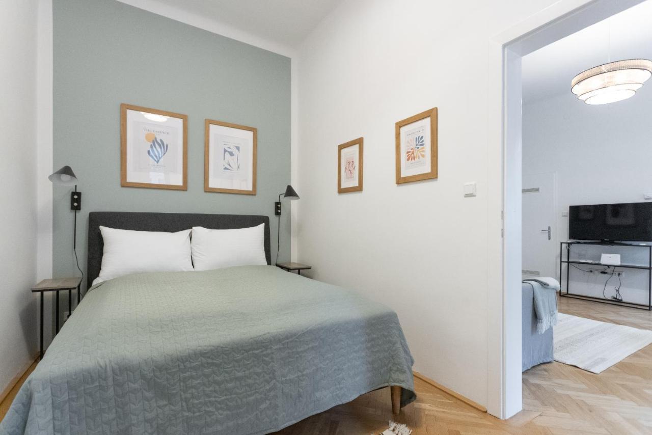 Apartment With Balcony - Trendy Neighborhood Wenen Buitenkant foto